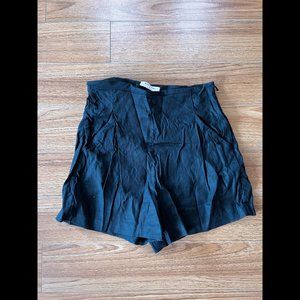 Black Babaton JUDD Shorts, high waist, linen blend, makes ya ass look great